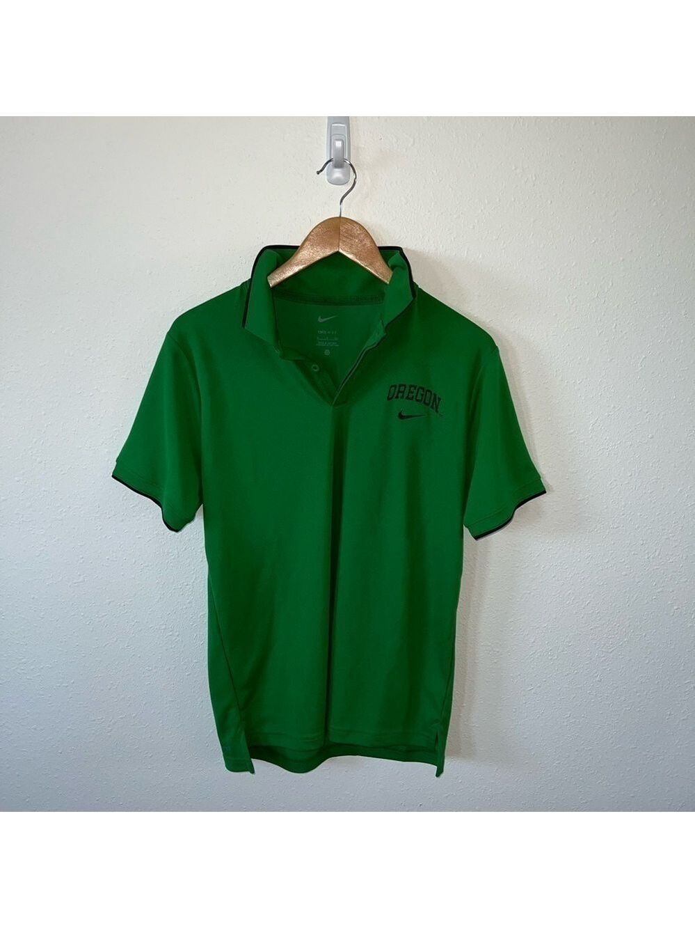 Nike Dri-Fit Oregon Ducks Green Short Sleeve Polo Shirt Size Small NWOT